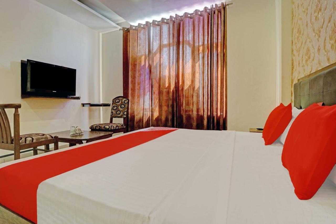 Oyo 74073 Hotel Abhishek Ludhiana Eksteriør bilde