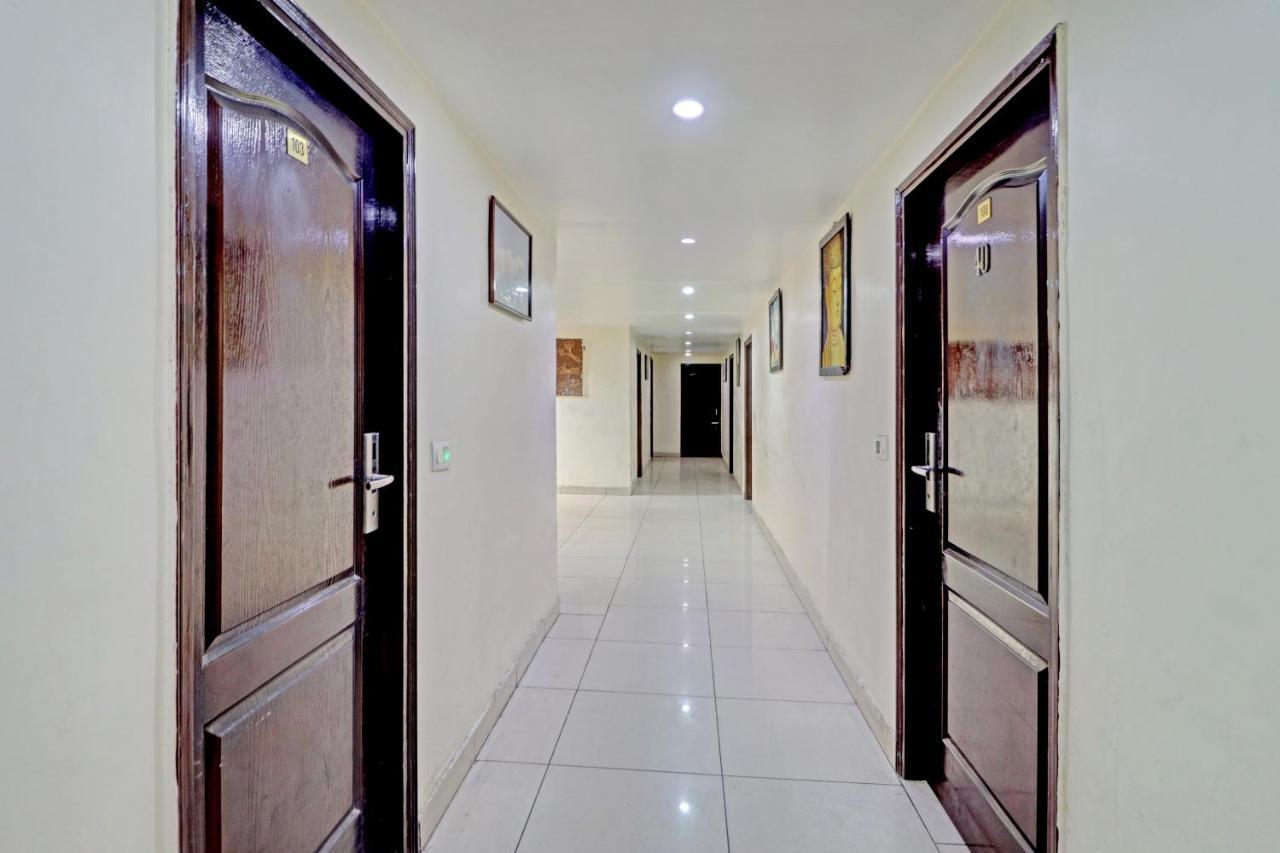 Oyo 74073 Hotel Abhishek Ludhiana Eksteriør bilde