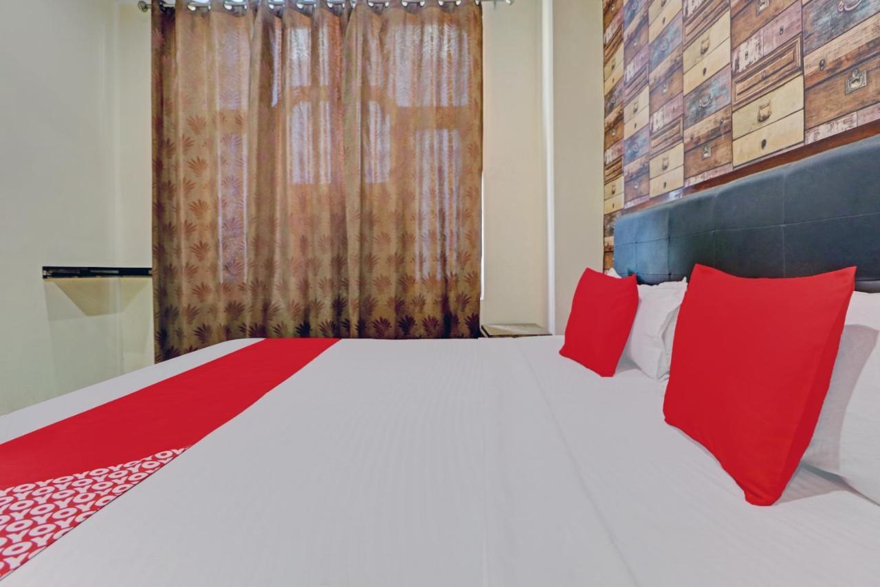 Oyo 74073 Hotel Abhishek Ludhiana Eksteriør bilde